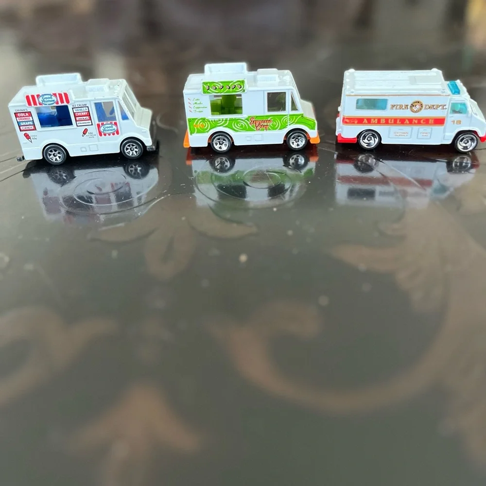 Hot Wheels Community Trucks